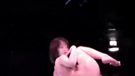 انجمن با یک دختر سیا ...