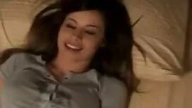 شوت به بالای جدول با ...